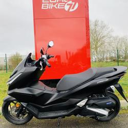 Honda PCX  Melun