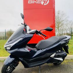 Honda PCX  Melun