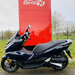 Honda PCX  Melun