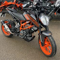 KTM Duke  Chen&ocirc;ve
