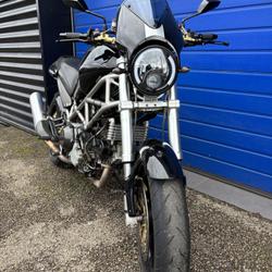 Ducati Monster  Al&egrave;s