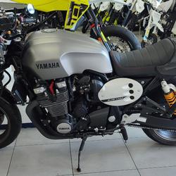 Yamaha XJR 1300  Libourne