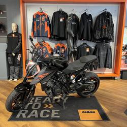 KTM Super Duke  Joinville-le-Pont