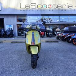 Vespa Sprint  Saint-Martin-d'H&egrave;res
