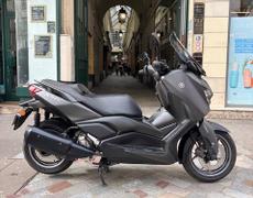 Yamaha X MAX Paris 2e Arrondissement