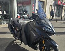 Yamaha T MAX Paris 11e Arrondissement