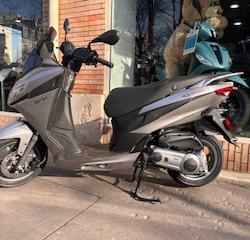 Aprilia SX  Paris 13e Arrondissement