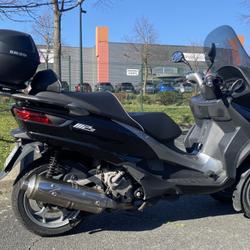 Piaggio MP3  Gleiz&eacute;