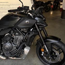 Yamaha MT07  La Garenne-Colombes