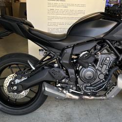 Yamaha MT07  La Garenne-Colombes