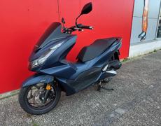 Honda PCX Saint-Maximin