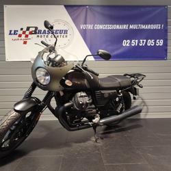 Guzzi V7  La Roche-sur-Yon