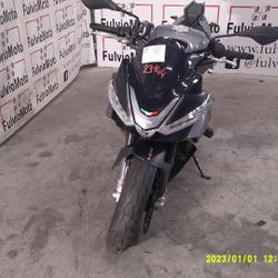 Aprilia Tuono  Arles