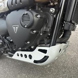 Triumph Scrambler  Rochefort-du-Gard