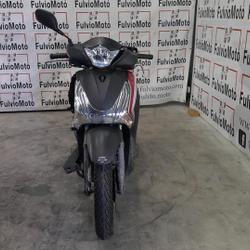 Honda SH  Arles