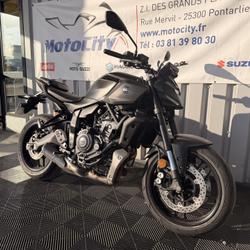 Yamaha MT07  Pontarlier