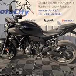 Yamaha MT07  Pontarlier
