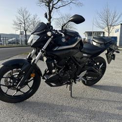 Yamaha MT03  Pontarlier