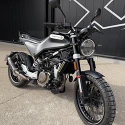 Husqvarna Svartpilen  Aubenas