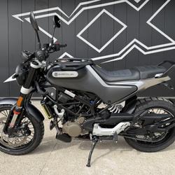 Husqvarna Svartpilen  Aubenas