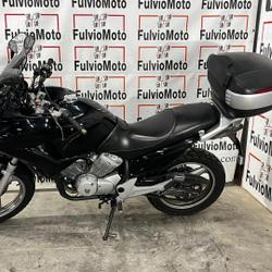 Honda Varadero 125  Arles