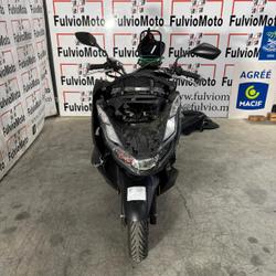 Honda PCX  Arles