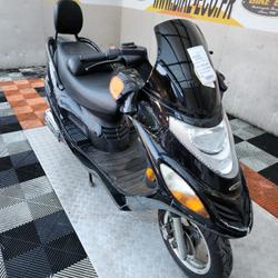 Autres Yiying  Vitrolles