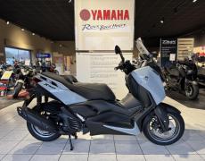 Yamaha X MAX Coignières
