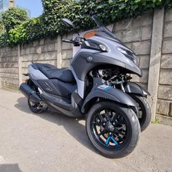Yamaha Tricity  &Eacute;pernay