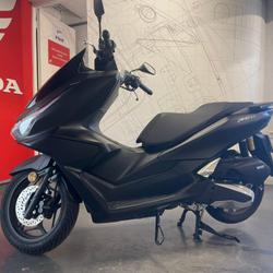 Honda PCX  Paris 10e Arrondissement