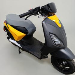 Autres Piaggio  Pressigny-les-Pins