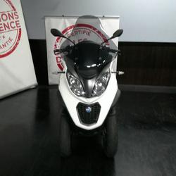Piaggio MP3  Paris 17e Arrondissement