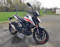 KTM 390 Duke Trégueux