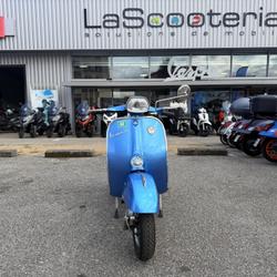 Vespa GT  Saint-Martin-d'H&egrave;res