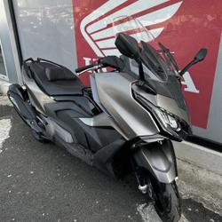 Kymco AK 550  N&icirc;mes