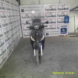 Piaggio Medley  Arles