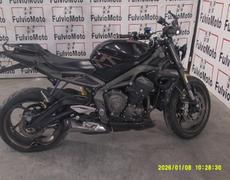 Triumph Street Arles