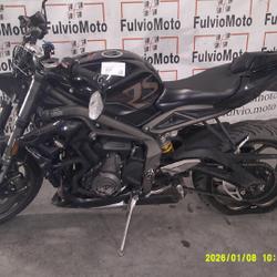 Triumph Street  Arles