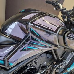 Yamaha MT03  D&eacute;ville-l&egrave;s-Rouen