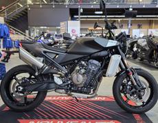 Husqvarna Svartpilen Aubière