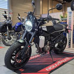 Husqvarna Svartpilen  Aubi&egrave;re