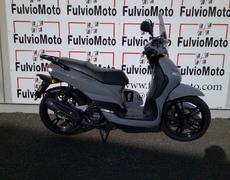 Peugeot 125 TWEET Arles