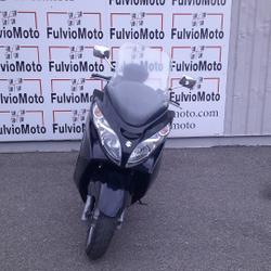 Suzuki Burgman  Arles