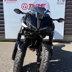 Yamaha Niken  N&icirc;mes