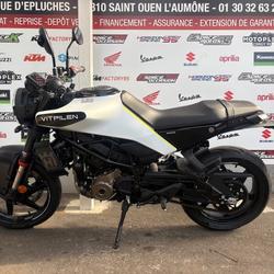 Husqvarna Vitpilen  Saint-Ouen-l'Aum&ocirc;ne