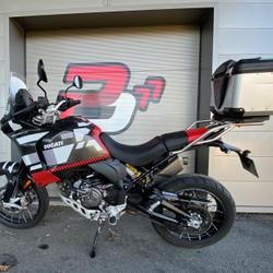 Ducati R  Vert-Saint-Denis