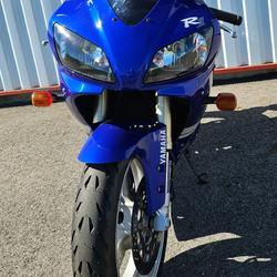 Yamaha YZF R1  Saint-Gaudens