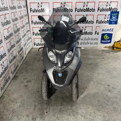 Piaggio MP3  Arles