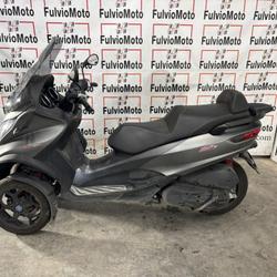 Piaggio MP3  Arles