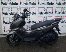 Kymco autres Arles